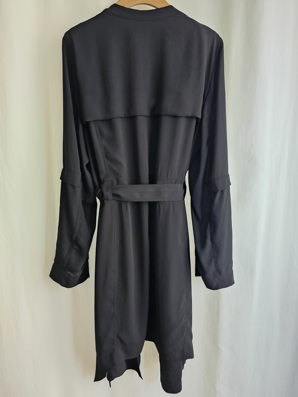 Aritzia Babaton Black Flowy Trench Coat with Belt - Picture 3 of 16